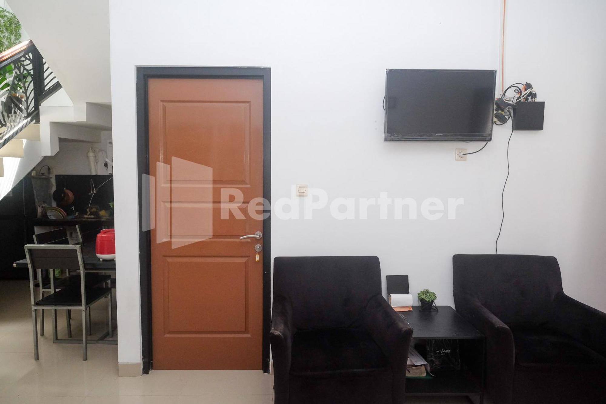 Rumah Daun Timoho Yogyakarta Redpartner מראה חיצוני תמונה