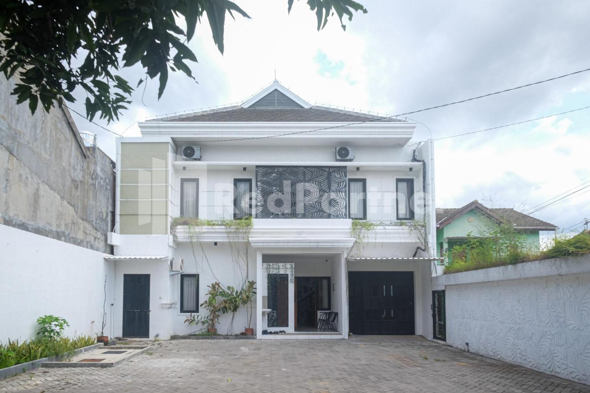 Rumah Daun Timoho Yogyakarta Redpartner מראה חיצוני תמונה