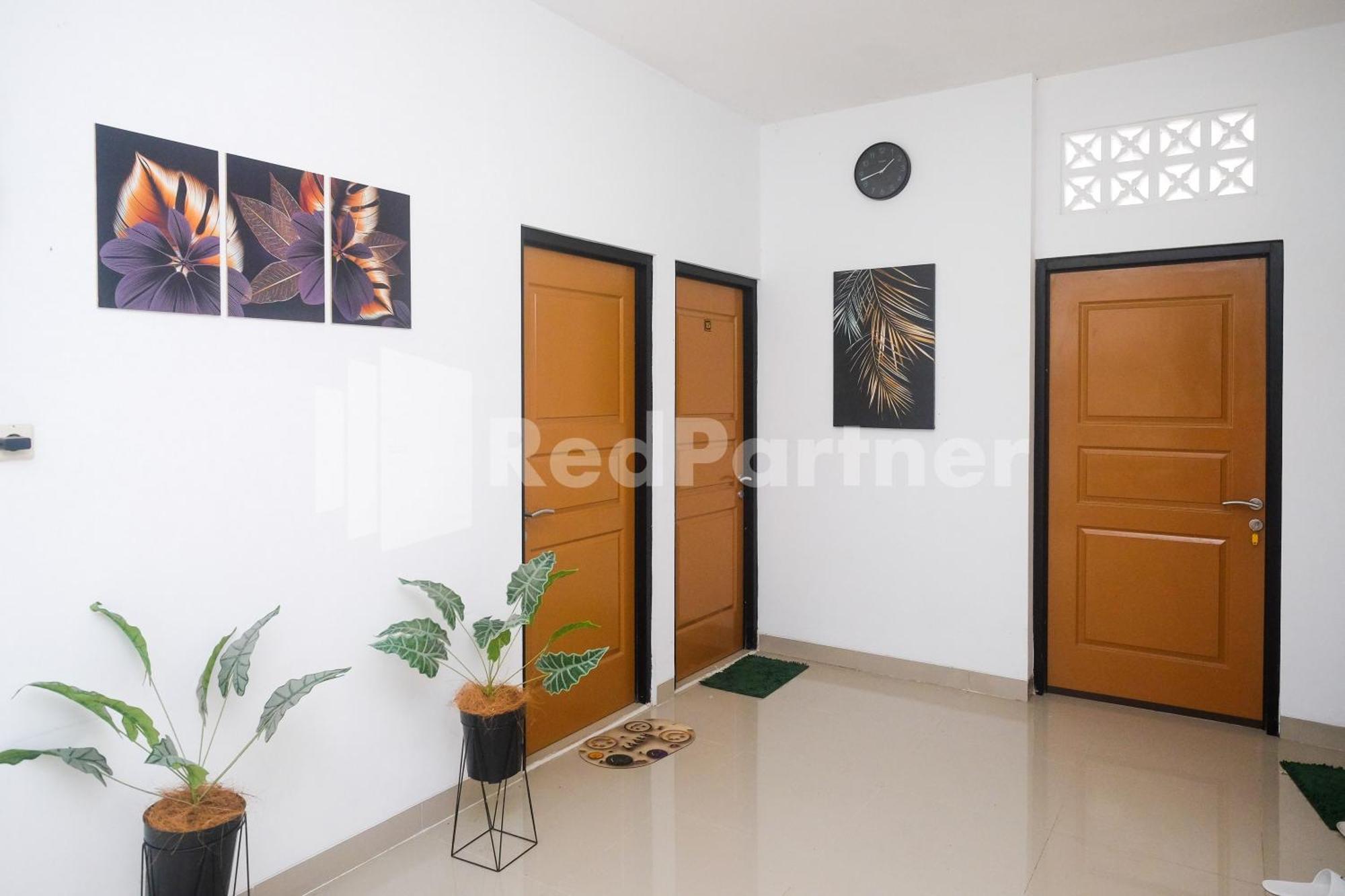 Rumah Daun Timoho Yogyakarta Redpartner מראה חיצוני תמונה